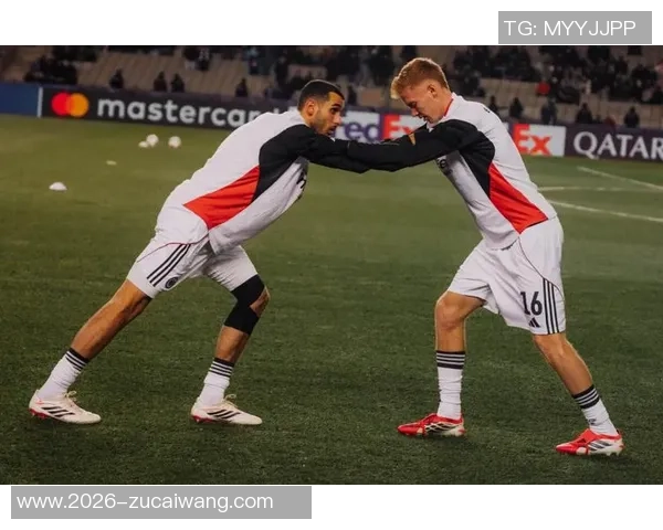 法兰克福正式签约21岁霍芬海姆边锋埃奇古亚布合同有效至2031年6月